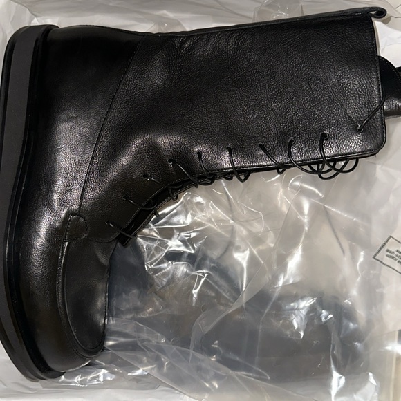 Patty lace boot - Picture 4 of 5